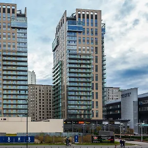 chopin-apartments-platinum-towers.warsawhotelspoland.com/